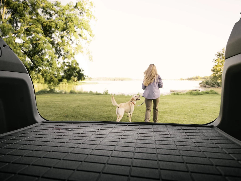 X3 35i X3 Seating 28i, Row 2nd 28d, Tan with Trunk Cargo Liner - WeatherTech compatible Behind X3