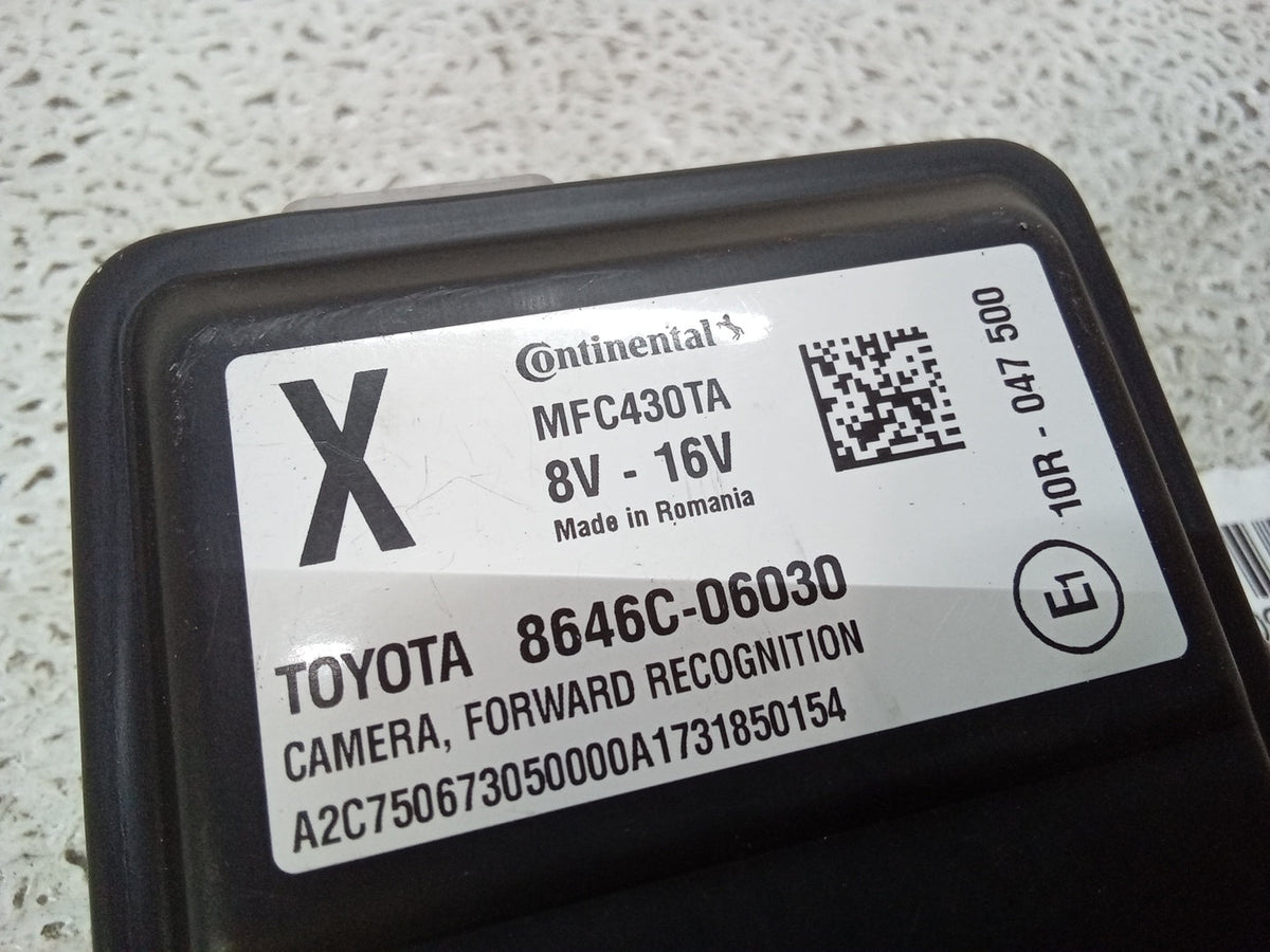 Lane OEM Departure 2018 (Good) Camera Toyota Warning 8646C-06030 Camry Front Pre-Owned
