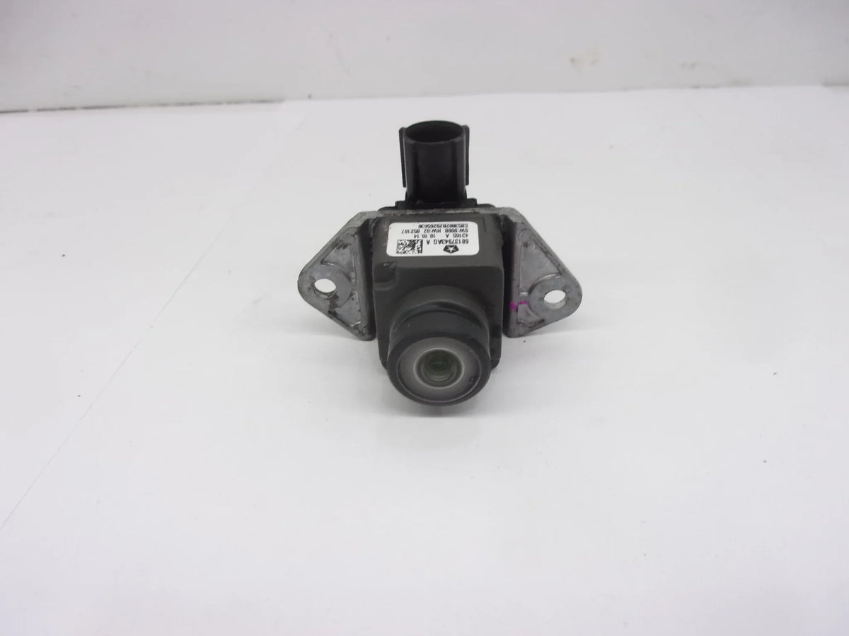 68137943AG View OEM 2014-2015 Jeep Rear Backup (Good) Camera Grand Pre-Owned Cherokee